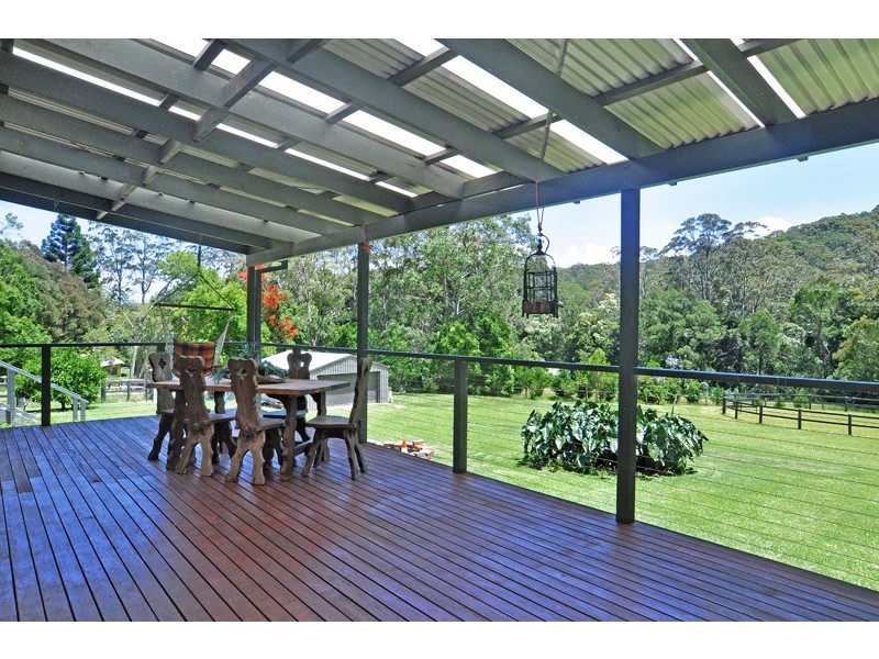 393 Oak Road, Matcham NSW 2250