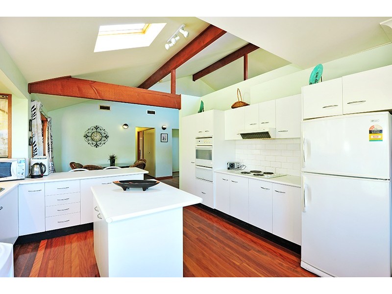 8 Honeysuckle Close, Glenning Valley NSW 2261