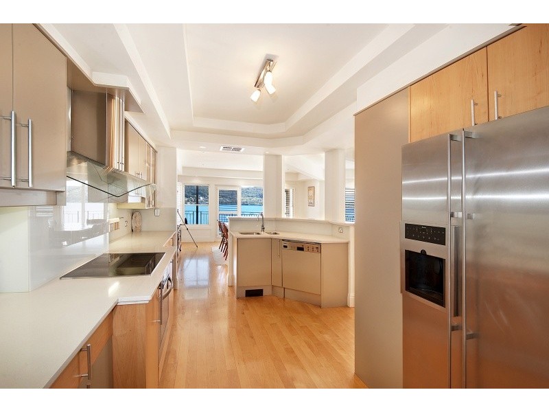28 Albany Street, Point Frederick NSW 2250