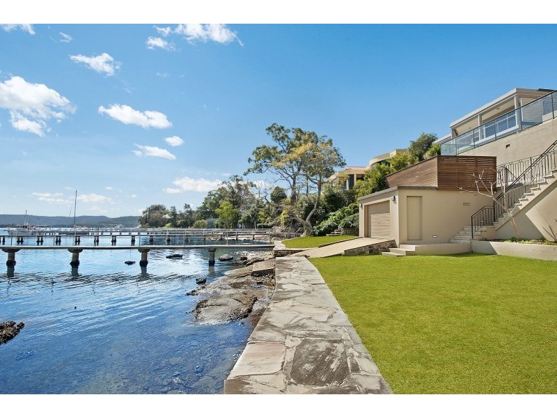 28 Albany Street, Point Frederick NSW 2250