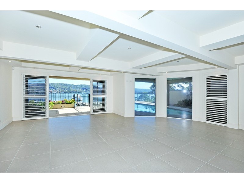 28 Albany Street, Point Frederick NSW 2250