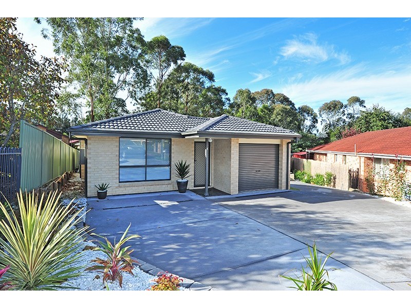 4 Arunta Road, Tuggerah NSW 2259