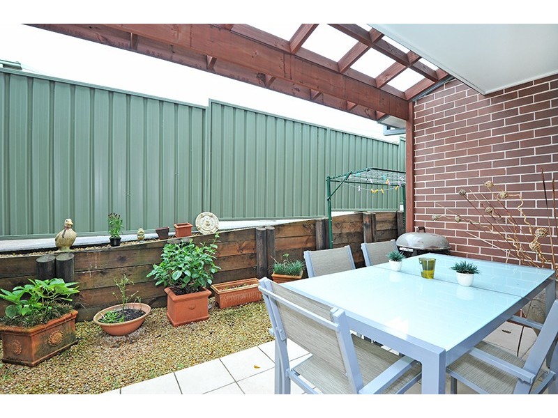 2/18 Victoria Street, East Gosford NSW 2250