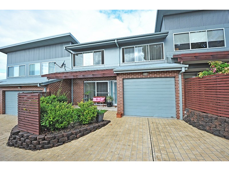 2/18 Victoria Street, East Gosford NSW 2250