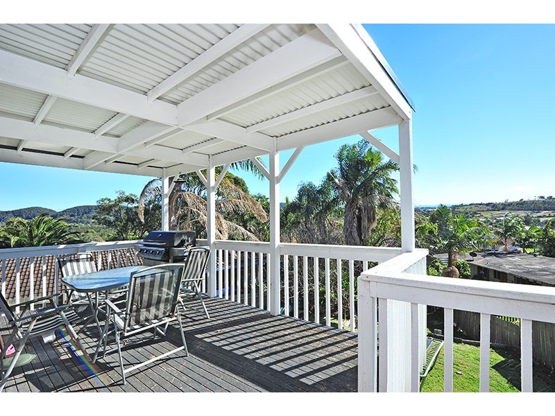 46 Forresters Beach Road, Forresters Beach NSW 2260