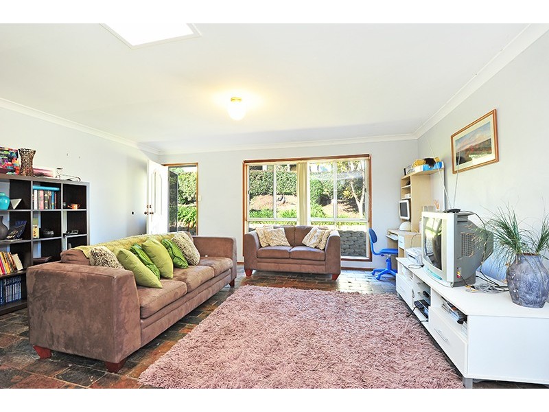 46 Forresters Beach Road, Forresters Beach NSW 2260