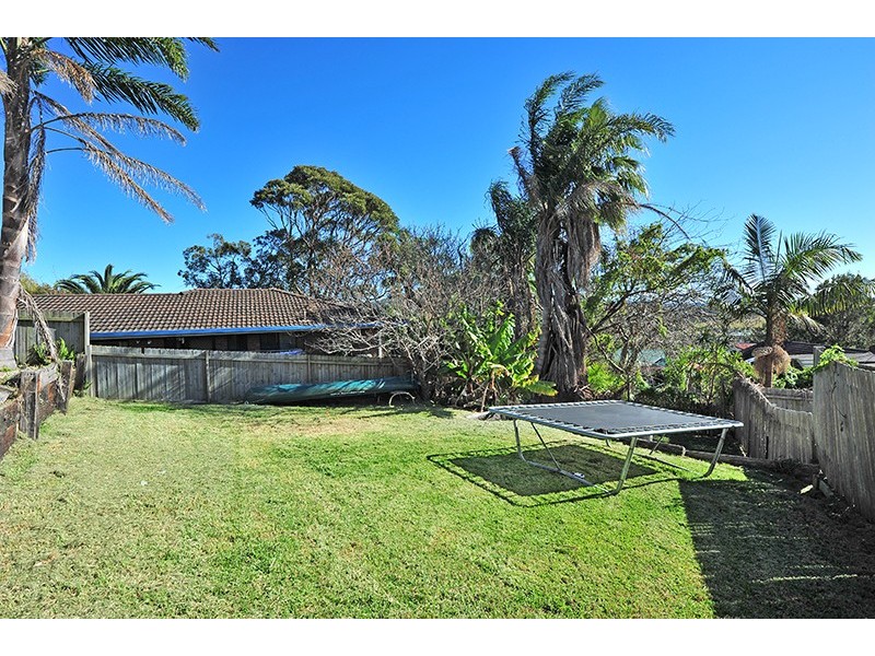 46 Forresters Beach Road, Forresters Beach NSW 2260