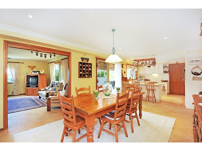 77 Bronzewing Drive, Erina NSW 2250