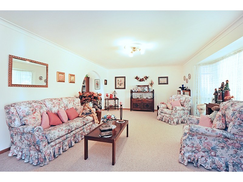 77 Bronzewing Drive, Erina NSW 2250