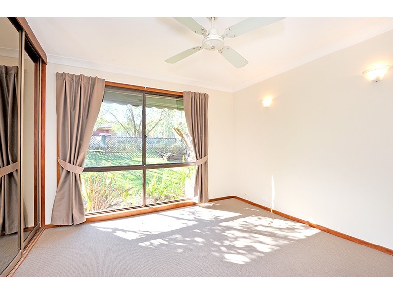 4 Jessica Street, Bateau Bay NSW 2261