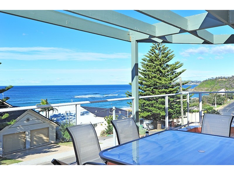 11 South Scenic Road, Forresters Beach NSW 2260