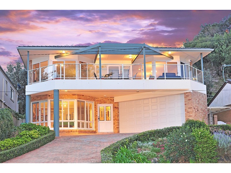 11 South Scenic Road, Forresters Beach NSW 2260