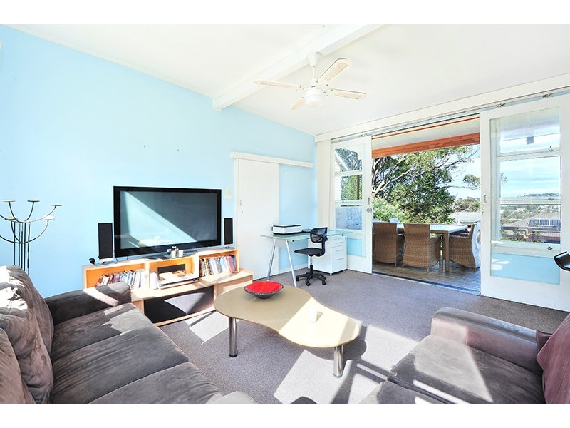 24 Dover Road, Wamberal NSW 2260