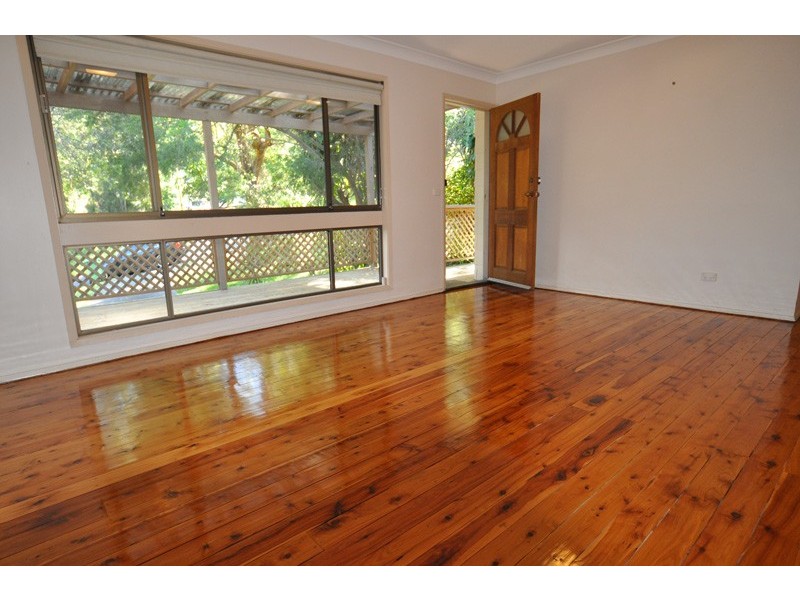 64 Lake Shore Drive, North Avoca NSW 2260