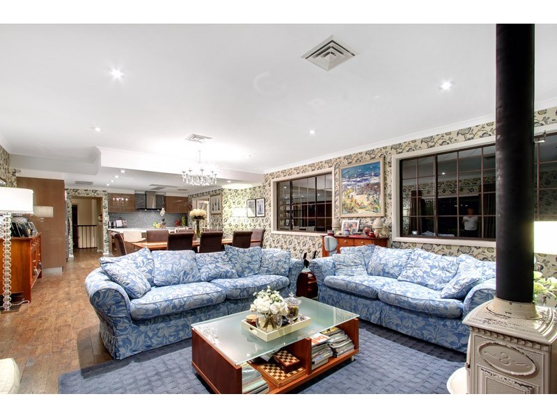 27 Oak Road, Matcham NSW 2250