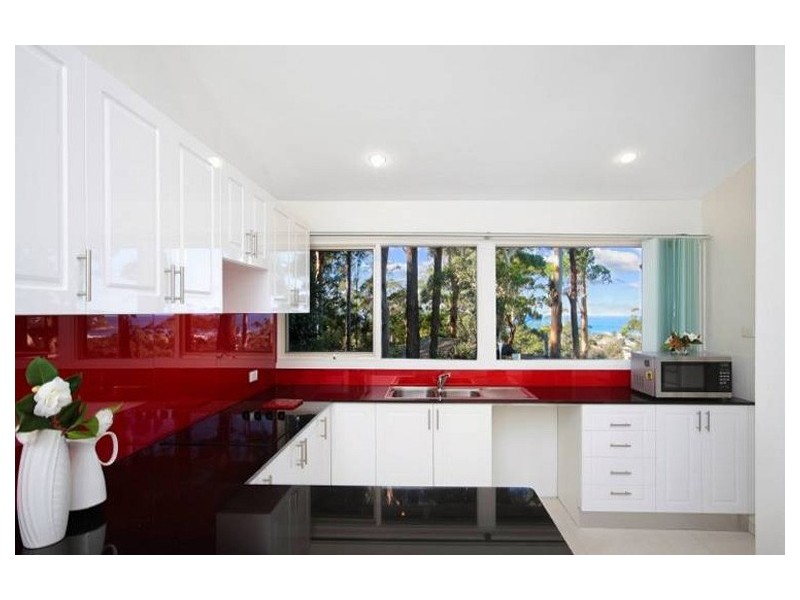 84 Bradleys Road, North Avoca NSW 2260