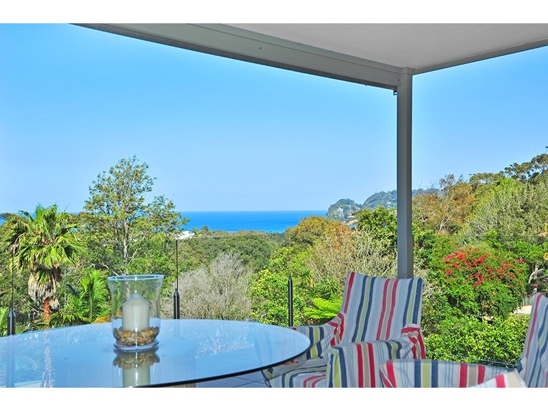 94 Bradleys Rd, North Avoca NSW 2260