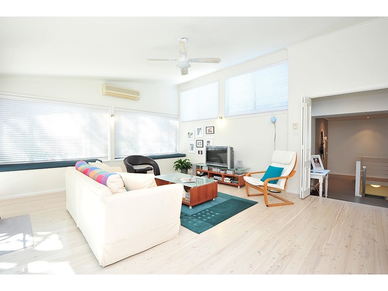 94 Bradleys Rd, North Avoca NSW 2260