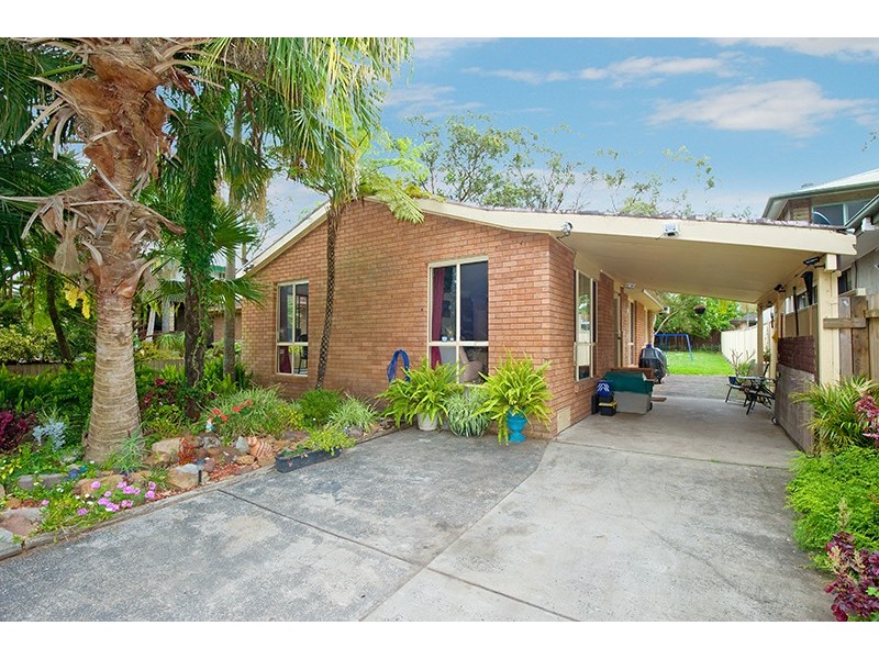 33 Kuburra Road, Erina NSW 2250