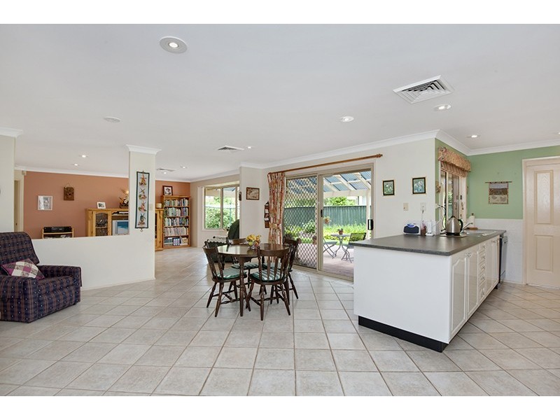 16 Canterbury Close, Terrigal NSW 2260