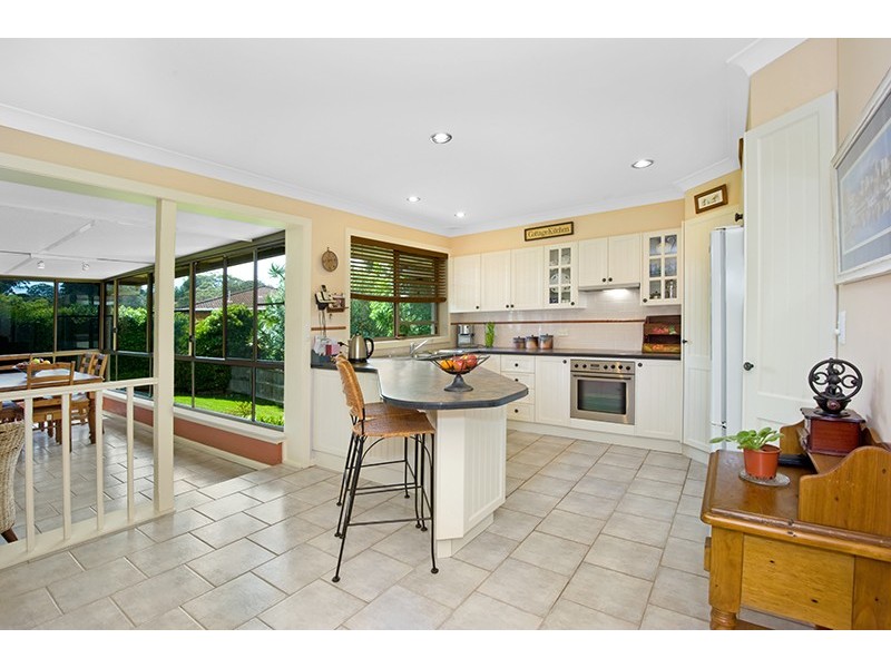 18 Plymouth Dr, Wamberal NSW 2260