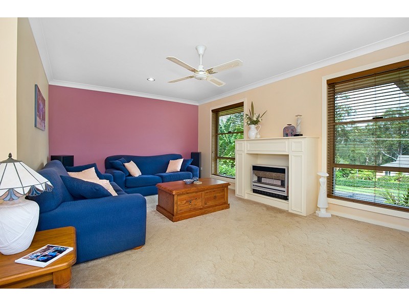 18 Plymouth Dr, Wamberal NSW 2260