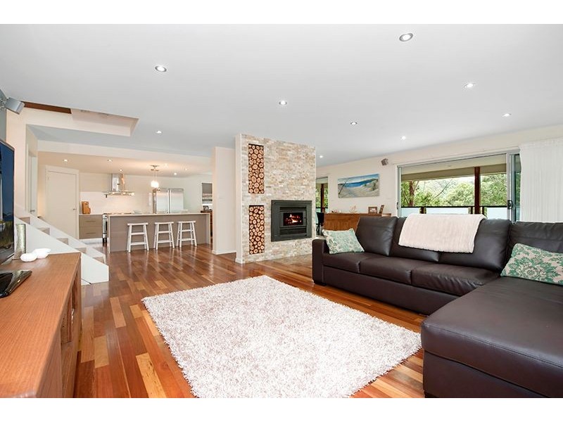 53 Easter Parade, North Avoca NSW 2260