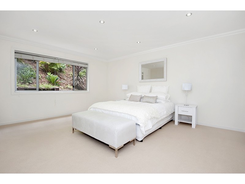 53 Easter Parade, North Avoca NSW 2260