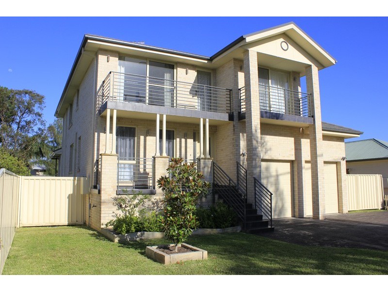 8 Magnolia Avenue, Davistown NSW 2251