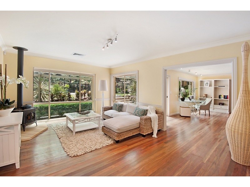 16 Blue Gum Close, Matcham NSW 2250