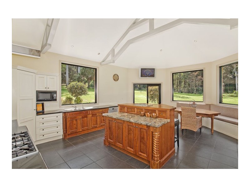 16 Blue Gum Close, Matcham NSW 2250