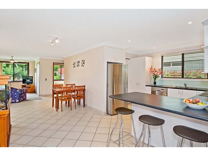16 Benwerrin Rd, Wamberal NSW 2260