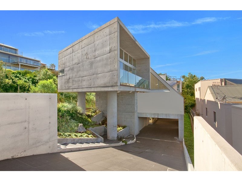 63 Forresters Beach Road, Forresters Beach NSW 2260