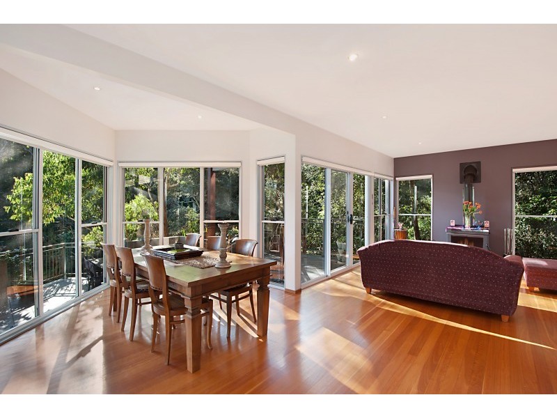 14 Surf Rider Avenue, North Avoca NSW 2260