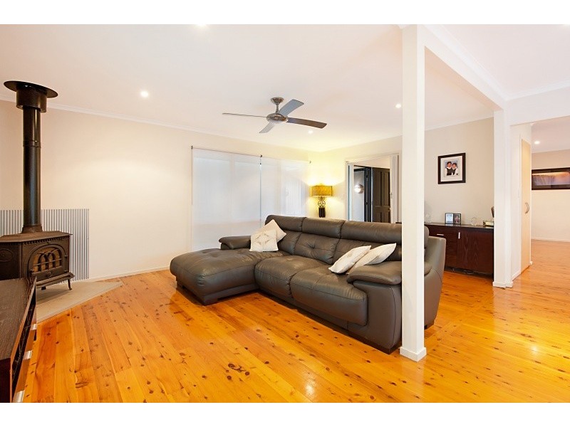 18 Windsor Road, Wamberal NSW 2260