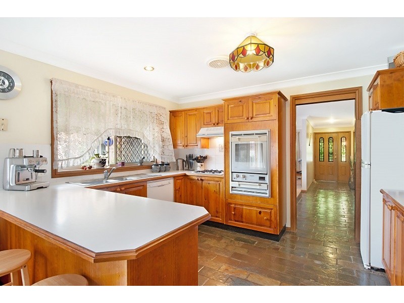 11 Bullock Road, Ourimbah NSW 2258