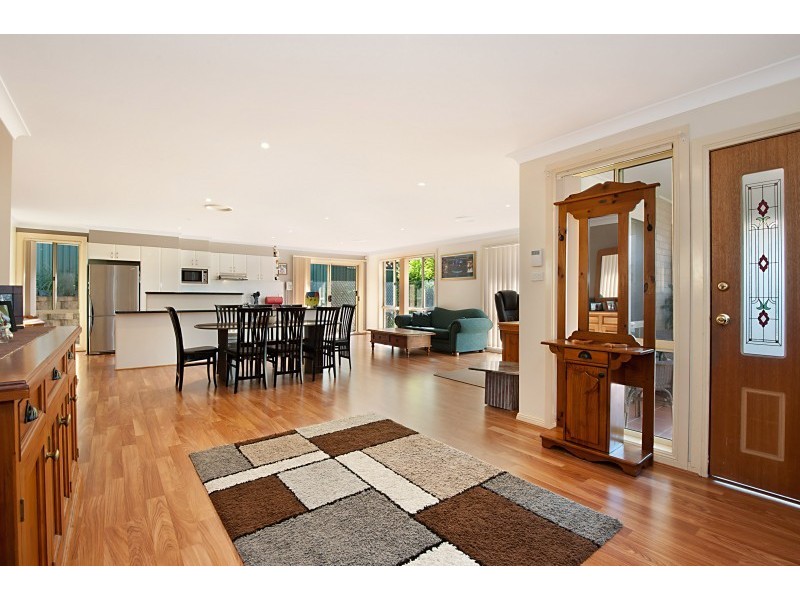 8 Scribbly Gum Crescent, Erina NSW 2250