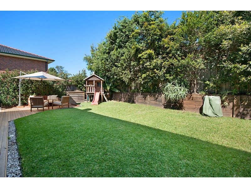 8 Lindford Place, Terrigal NSW 2260