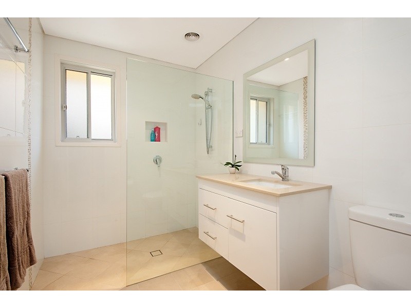 38 Windsor Rd, Wamberal NSW 2260