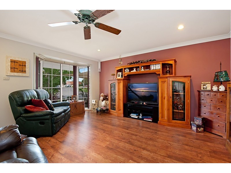 14 Cambourn Drive, Lisarow NSW 2250