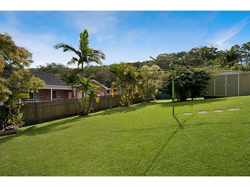 14 Cambourn Drive, Lisarow NSW 2250