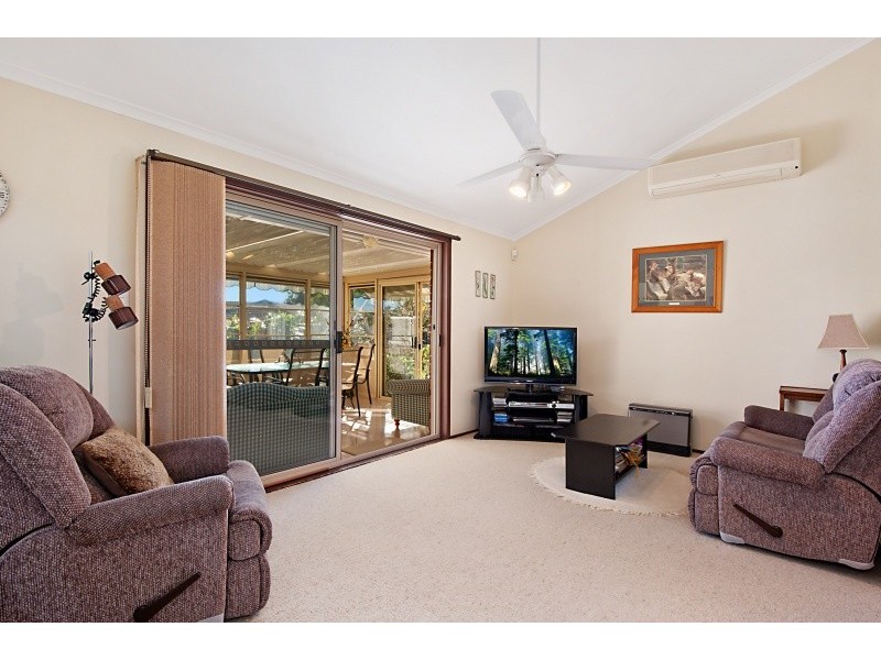 15 Silky Oak Close, Green Point NSW 2251