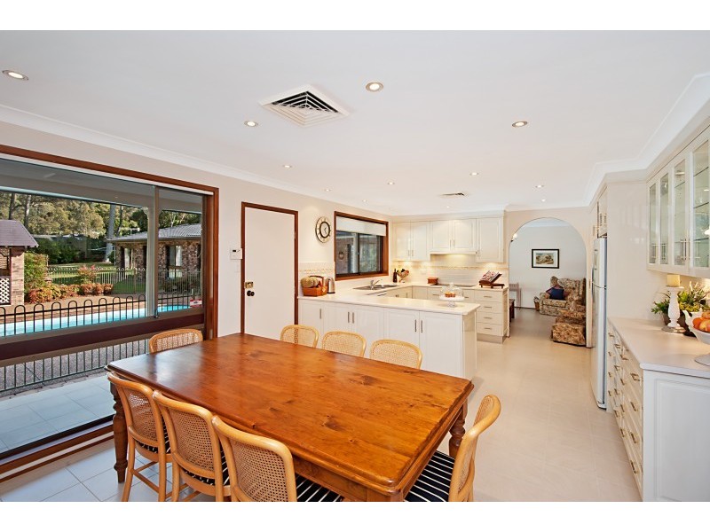 13 Hayley Close, Tumbi Umbi NSW 2261