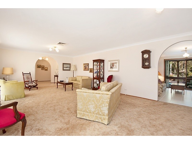 13 Hayley Close, Tumbi Umbi NSW 2261