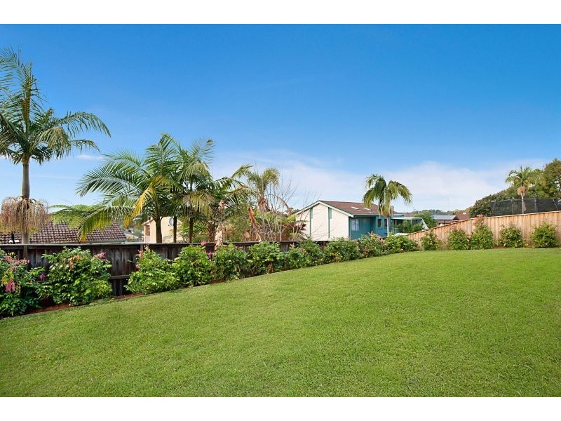 32 Reads Road, Wamberal NSW 2260