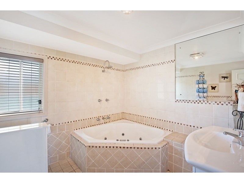 82 Thompson St, Long Jetty NSW 2261