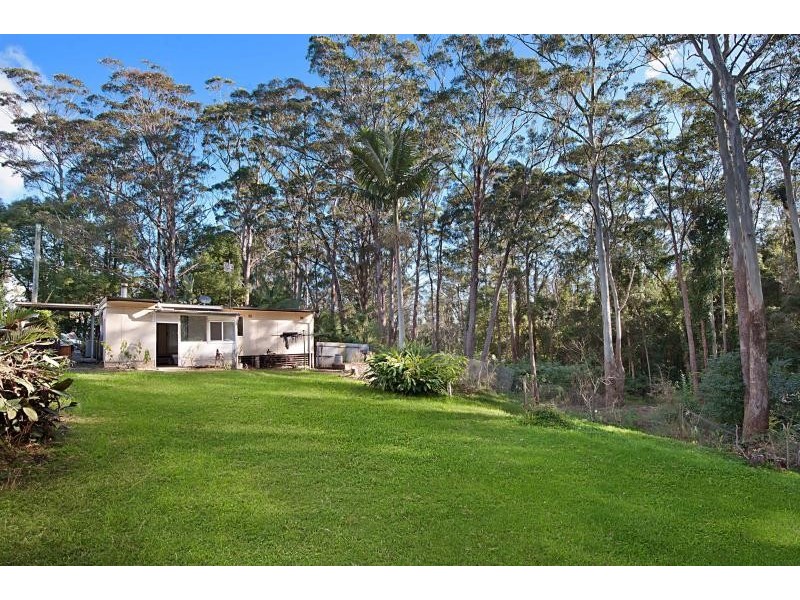 11 Nyeena Ave, Bensville NSW 2251