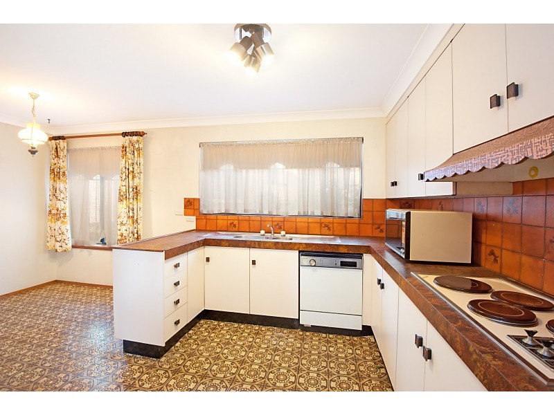 8 Beverley Cr, Terrigal NSW 2260