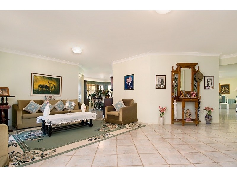 11 Walch Avenue, Bateau Bay NSW 2261