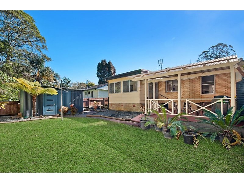 102 Turpentine Street, Wyoming NSW 2250